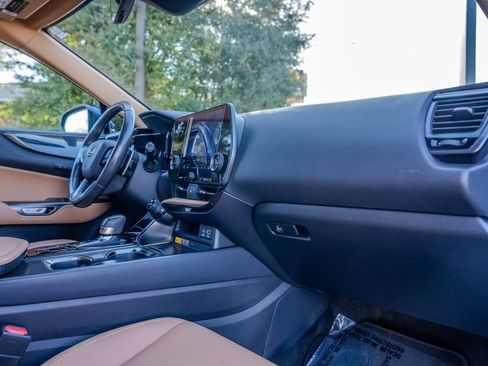 Used 2023 Lexus NX 250 FWD w/ Premium Package image 22