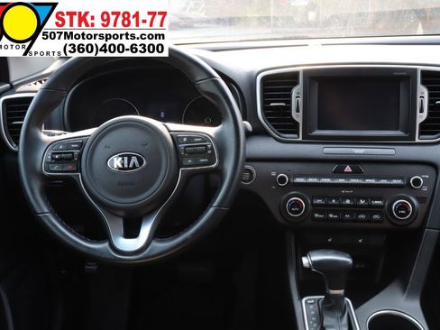 Used 2017 Kia Sportage EX AWD/4WD image 18