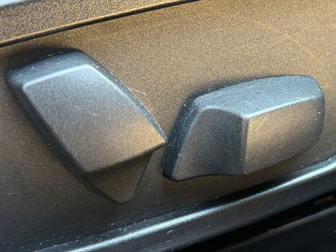 Used 2015 BMW X1 xDrive28i image 15