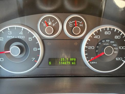 Used 2009 Ford Fusion SE FWD image 11