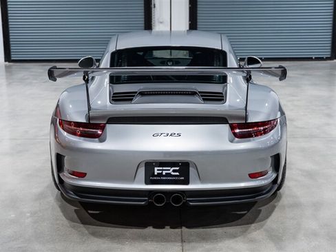 Used 2016 Porsche 911 GT3 RS RWD image 5