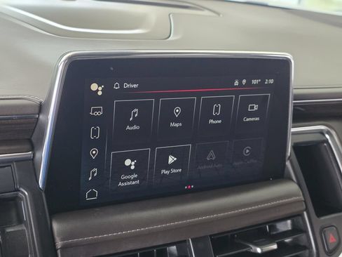 Used 2022 GMC Yukon SLE w/ Gmc Pro Safety Plus Package RWD image 14