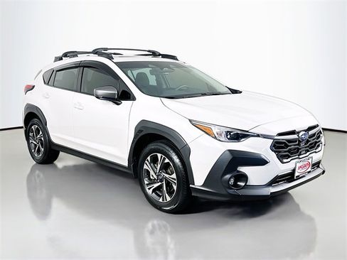 Used 2024 Subaru Crosstrek 2.0i Premium image 14