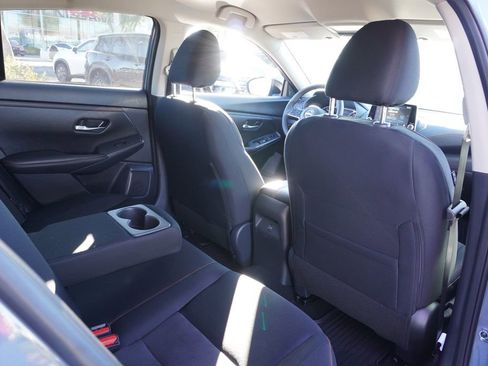 Certified 2025 Nissan Sentra SR image 10