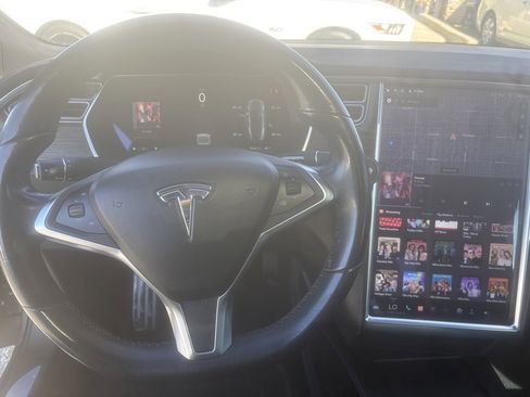 Used 2016 Tesla Model S 75 image 11