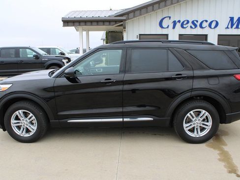Used 2023 Ford Explorer XLT image 8