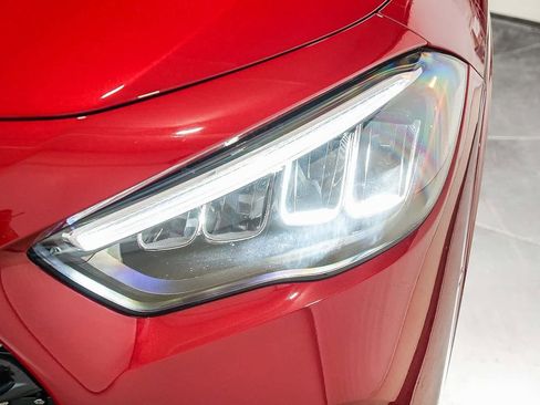 Used 2025 Mercedes-Benz GLA 250 image 8