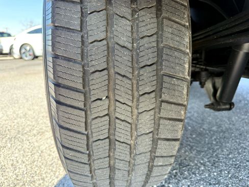 Used 2018 GMC Canyon SLE w/ SLE Convenience Package image 42