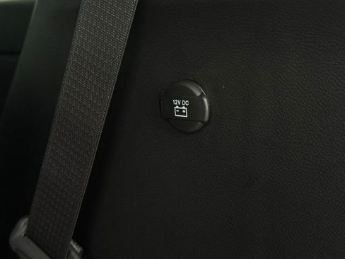 New 2026 Chrysler Pacifica Limited w/ Uconnect Theater Family Group image 10