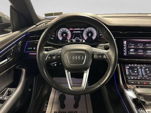 Used 2019 Audi Q8 Premium Plus w/ Premium Plus AWD/4WD image 19