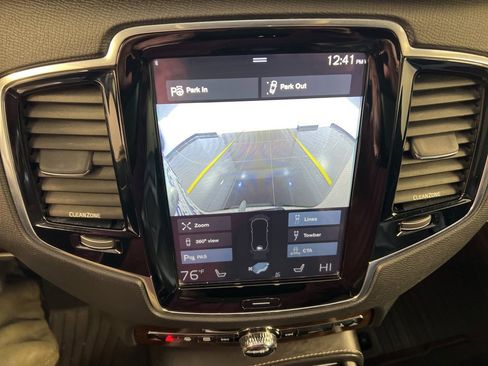 Used 2016 Volvo XC90 T6 Momentum w/ Momentum Plus Package image 12