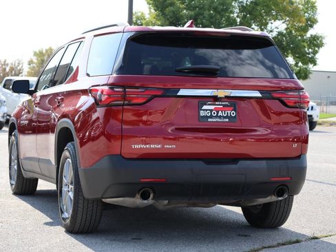 Used 2023 Chevrolet Traverse LT image 11