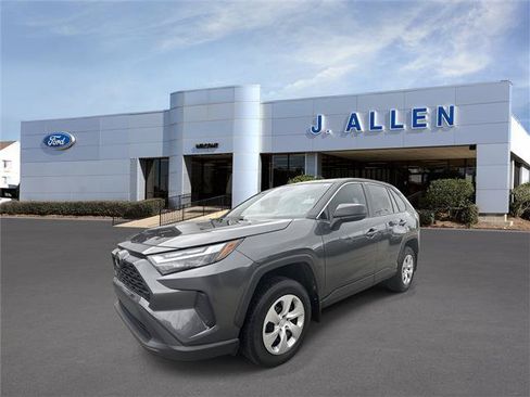 Used 2024 Toyota RAV4 LE FWD image 1