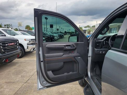 Used 2024 GMC Sierra 1500 AT4 w/ Technology Package image 14