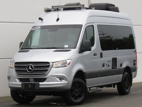 Used 2021 Mercedes-Benz Sprinter 2500 image 1