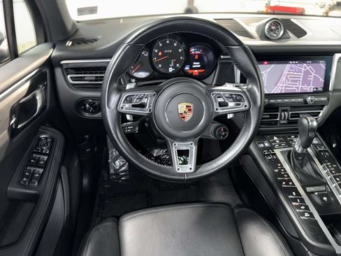 Used 2021 Porsche Macan GTS AWD/4WD image 4
