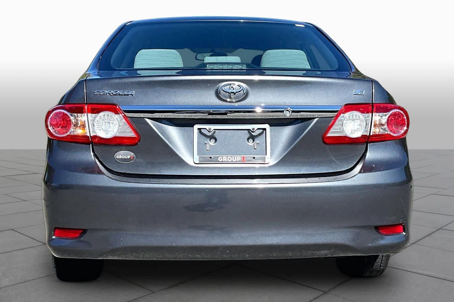 Used 2012 Toyota Corolla LE FWD image 5