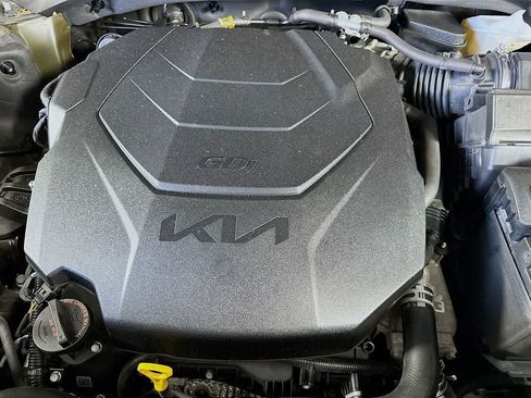 Used 2023 Kia Telluride SX X-Pro AWD/4WD image 9