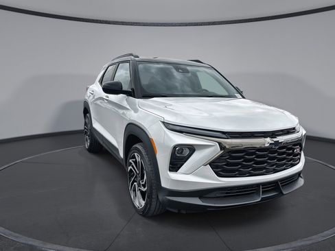 New 2026 Chevrolet TrailBlazer RS w/ Convenience Package image 2