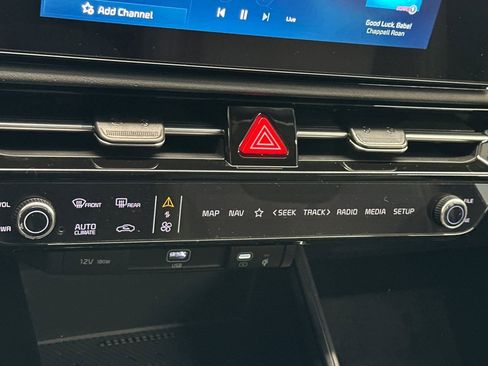 New 2026 Kia Niro Wind image 17