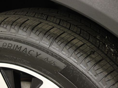 Used 2020 Ford Explorer ST image 11