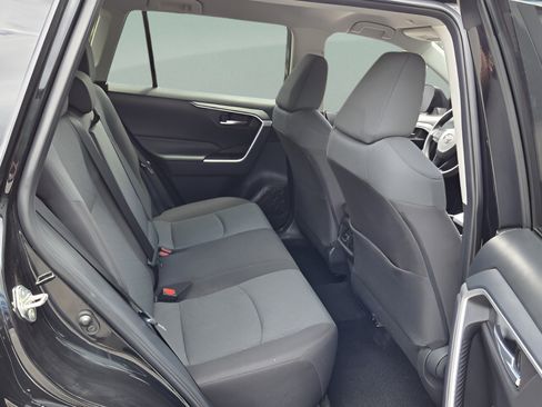 Used 2024 Toyota RAV4 XLE FWD image 18