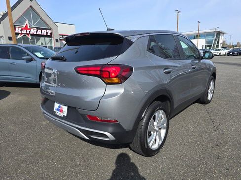 Used 2025 Buick Encore GX Preferred AWD/4WD image 3