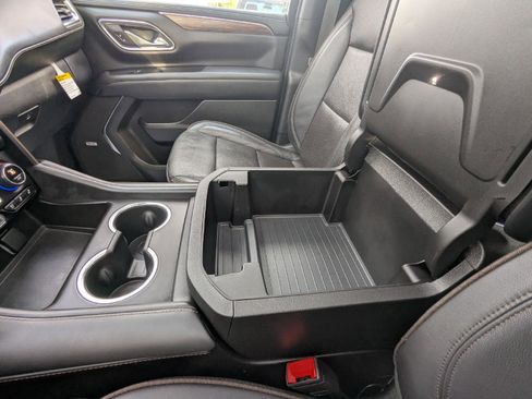 Used 2024 Chevrolet Tahoe High Country image 30