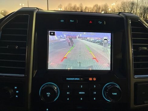 Used 2017 Ford F250 Lariat w/ Lariat Ultimate Package image 17