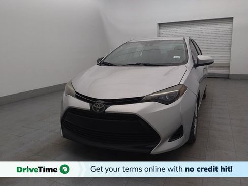 Used 2018 Toyota Corolla LE image 1