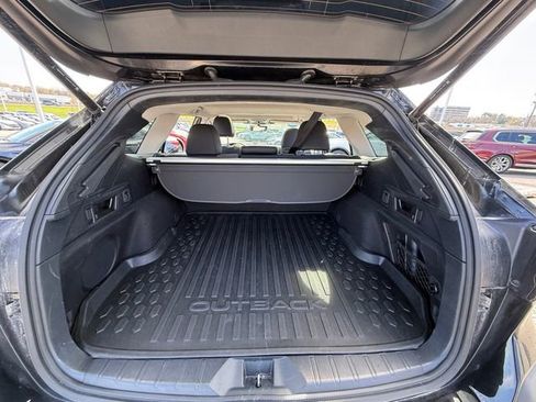 Used 2025 Subaru Outback Onyx Edition AWD/4WD image 29