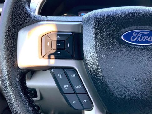 Used 2016 Ford F150 Lariat AWD/4WD image 24