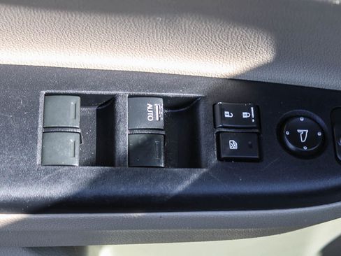 Used 2017 Honda Accord LX image 17