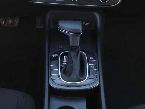 New 2026 Hyundai Kona SE image 9