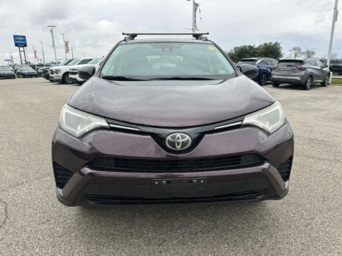 Used 2017 Toyota RAV4 LE image 9