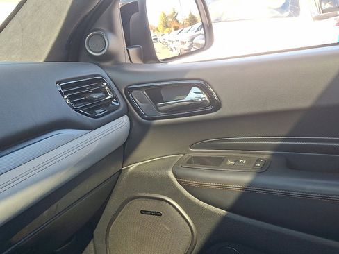 Used 2022 Dodge Durango R/T image 32