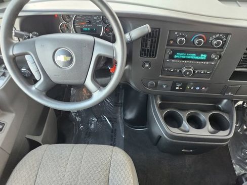 Used 2025 Chevrolet Express 3500 LS RWD image 29