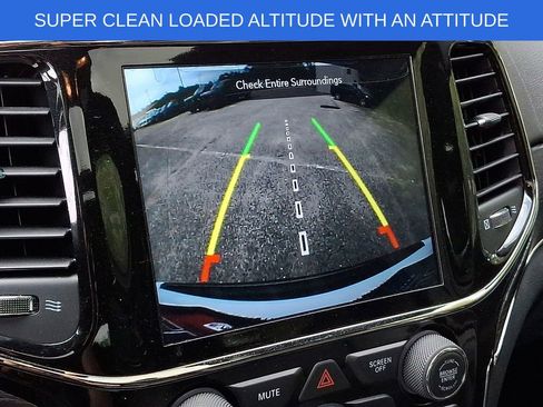 Used 2020 Jeep Grand Cherokee High Altitude AWD/4WD image 19