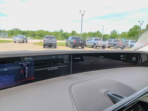Used 2025 Lincoln Nautilus Black Label w/ Jet Appearance Package AWD/4WD image 25