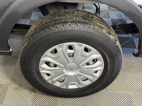 Used 2020 Ford Transit 250 Base image 24