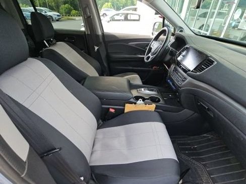 Used 2024 Honda Ridgeline RTL image 11