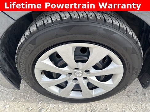 Used 2024 Toyota Corolla LE image 25