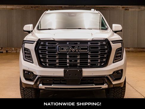 Used 2025 GMC Yukon Denali Ultimate image 4