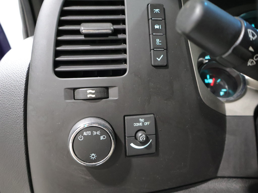 Used 2013 Chevrolet Silverado 1500 LT w/ All-Star Edition AWD/4WD image 29