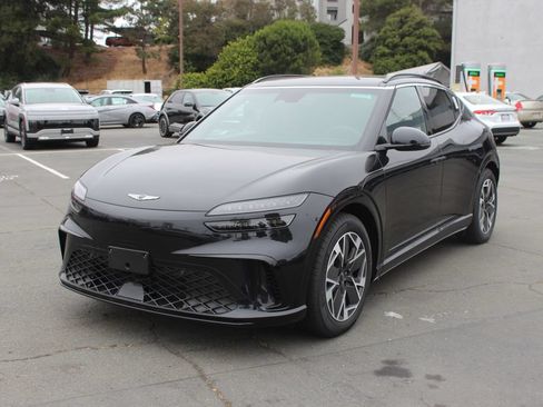 New 2026 Genesis GV60 RWD image 3