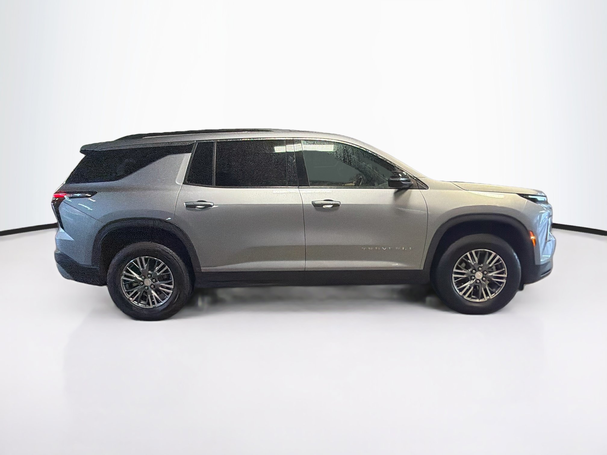 Used 2025 Chevrolet Traverse LT AWD/4WD image 10