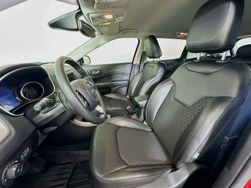 Used 2019 Jeep Compass Latitude w/ Popular Equipment Group image 13