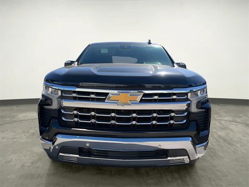 Used 2023 Chevrolet Silverado 1500 LTZ w/ Technology Package image 7