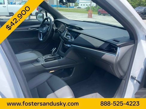 Used 2025 Cadillac XT6 Luxury FWD image 18