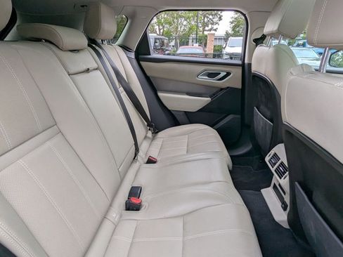 Used 2020 Land Rover Range Rover Velar S image 20